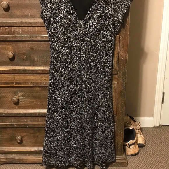 Boutique Dress - Picture 2 of 3